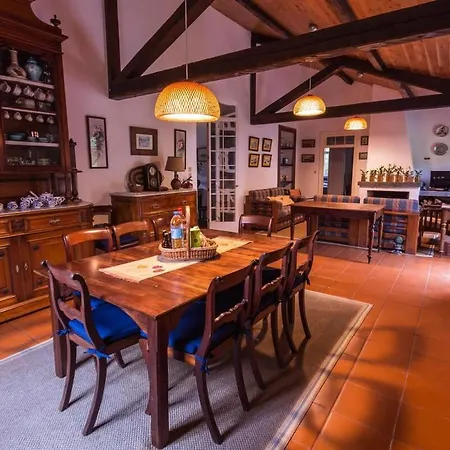 Casa Duas Ribeiras Konukevi *