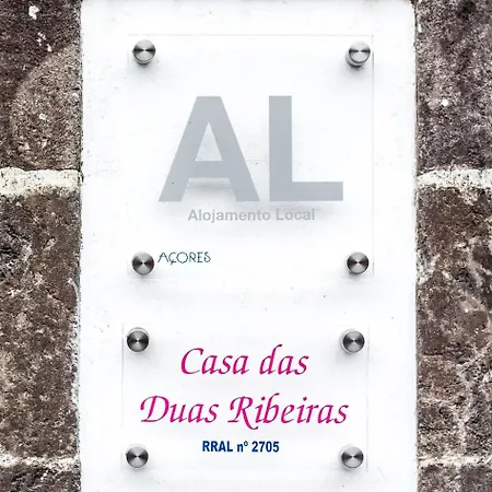 Casa Duas Ribeiras Konukevi *