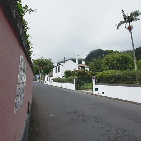 Casa Duas Ribeiras * Furnas (Azores)