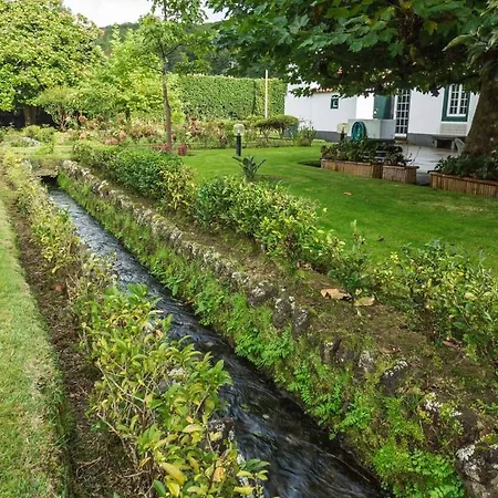 Casa Duas Ribeiras * Furnas (Azores)